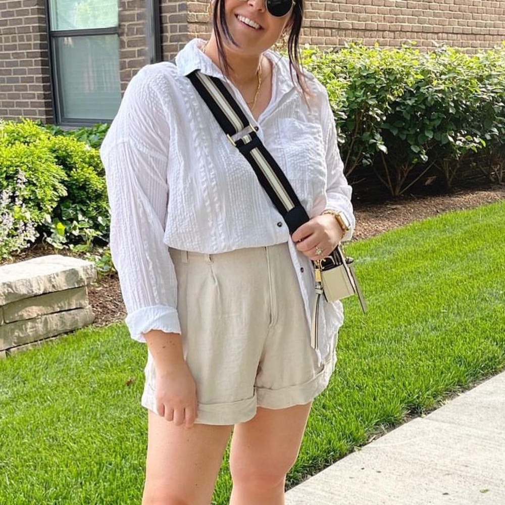 Linen shorts